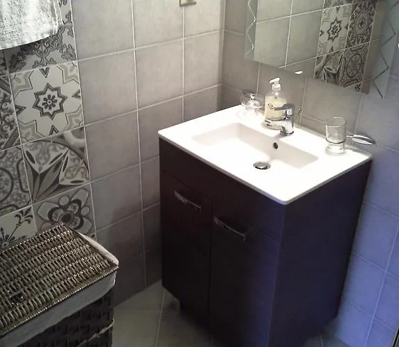 Gianna's * Alexandros